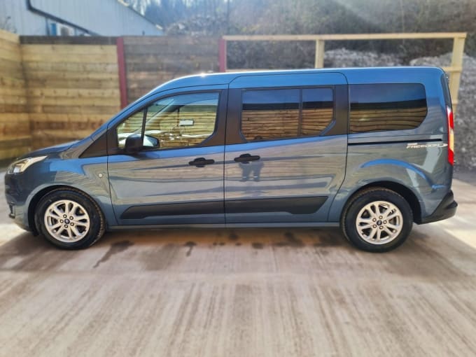 2025 Ford Grand Tourneo Connect