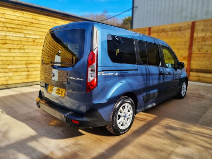 2025 Ford Grand Tourneo Connect