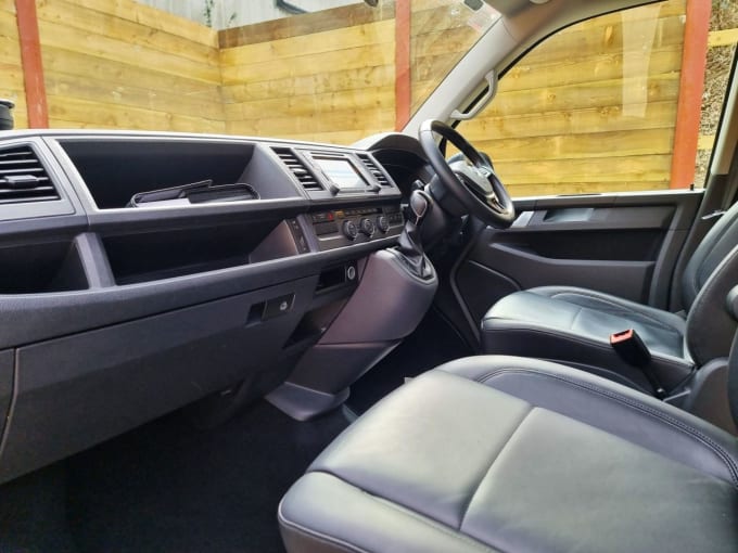 2025 Volkswagen Transporter