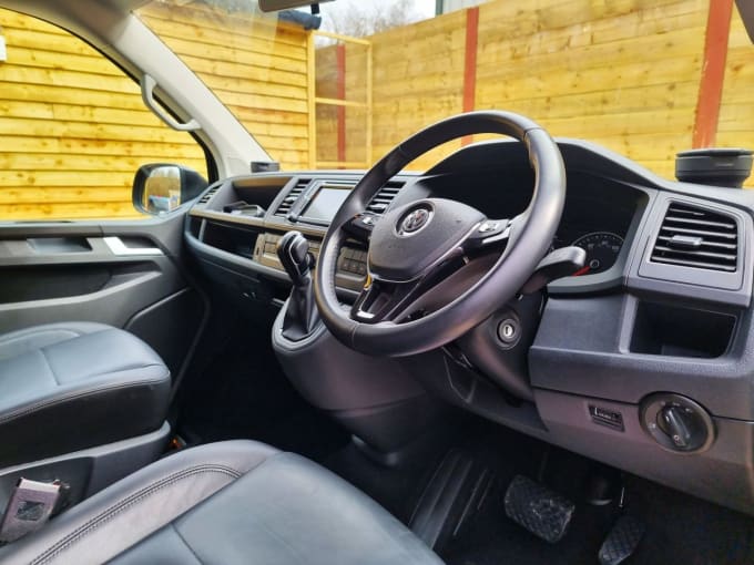 2025 Volkswagen Transporter