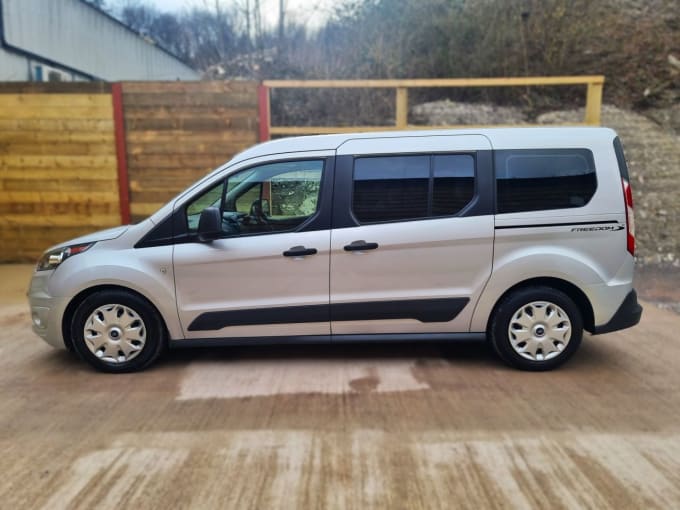 2025 Ford Grand Tourneo Connect