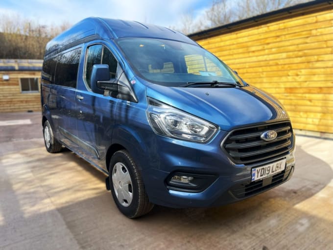 2025 Ford Transit Custom