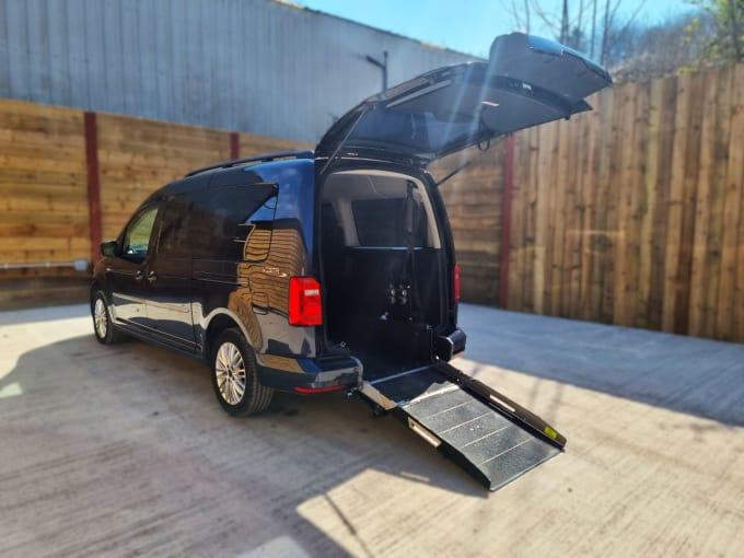2025 Volkswagen Caddy Maxi Life