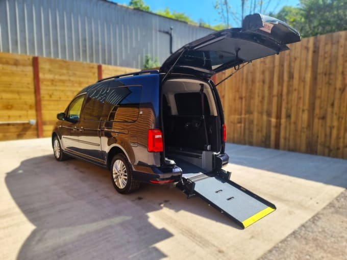 2025 Volkswagen Caddy Maxi Life