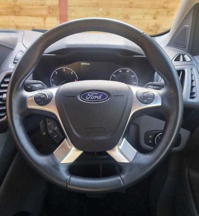 2025 Ford Grand Tourneo Connect