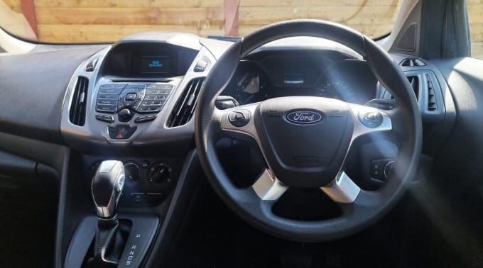 2025 Ford Grand Tourneo Connect