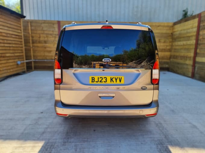 2025 Ford Grand Tourneo Connect