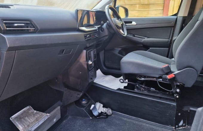 2025 Ford Grand Tourneo Connect