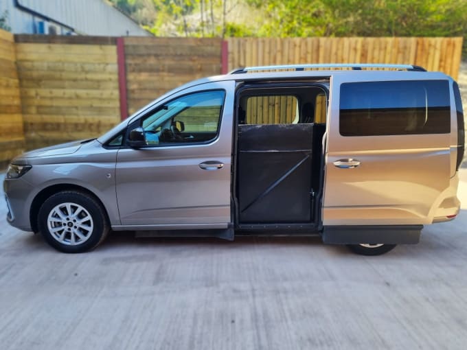 2025 Ford Grand Tourneo Connect