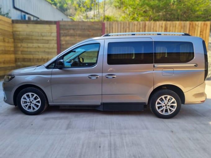 2025 Ford Grand Tourneo Connect