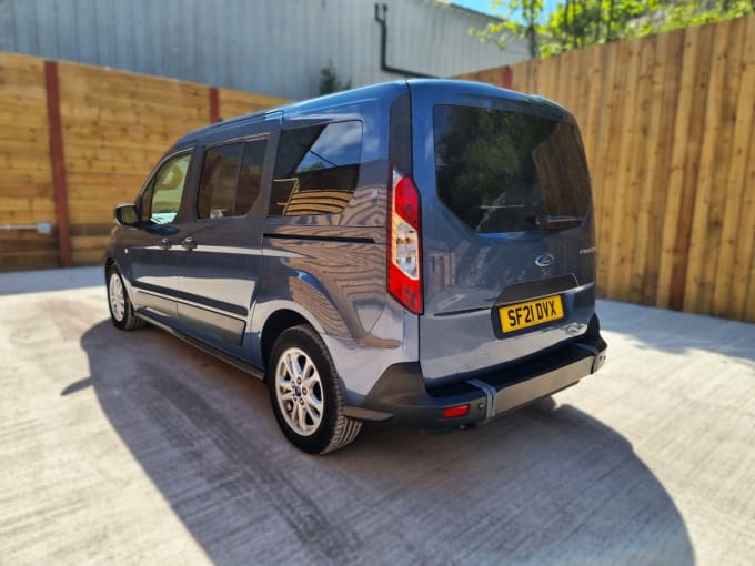 2025 Ford Grand Tourneo Connect