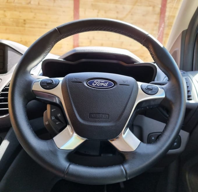 2025 Ford Grand Tourneo Connect