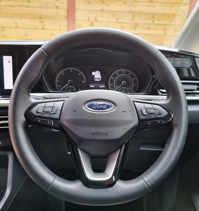 2025 Ford Grand Tourneo Connect