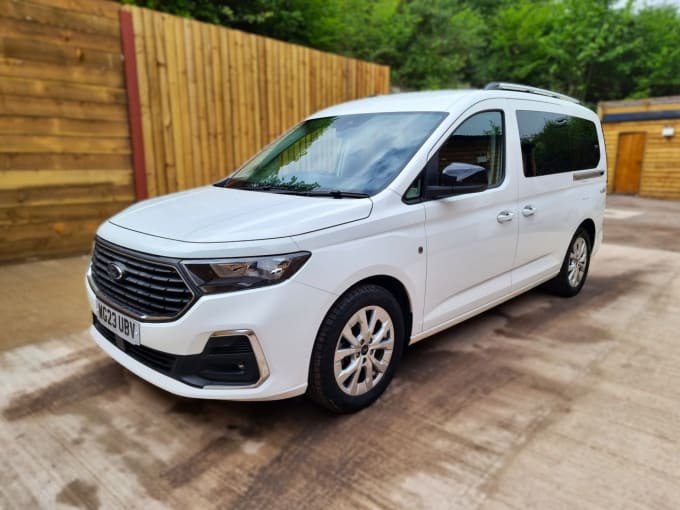 2025 Ford Grand Tourneo Connect