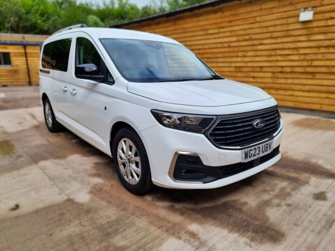 2025 Ford Grand Tourneo Connect