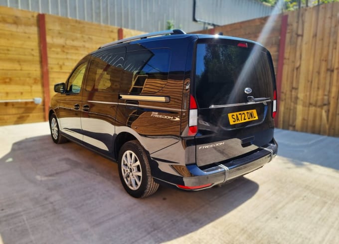 2025 Ford Grand Tourneo Connect