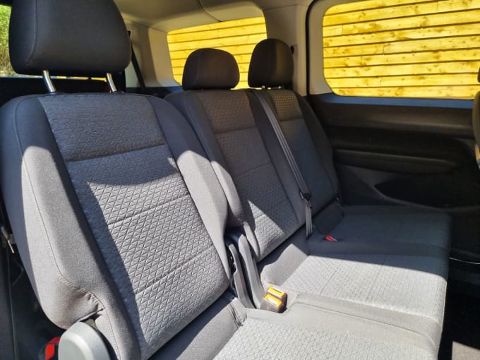 2025 Ford Grand Tourneo Connect