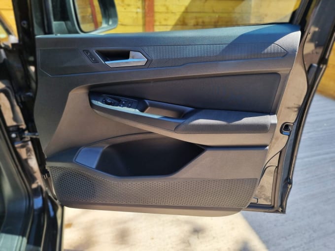 2025 Ford Grand Tourneo Connect