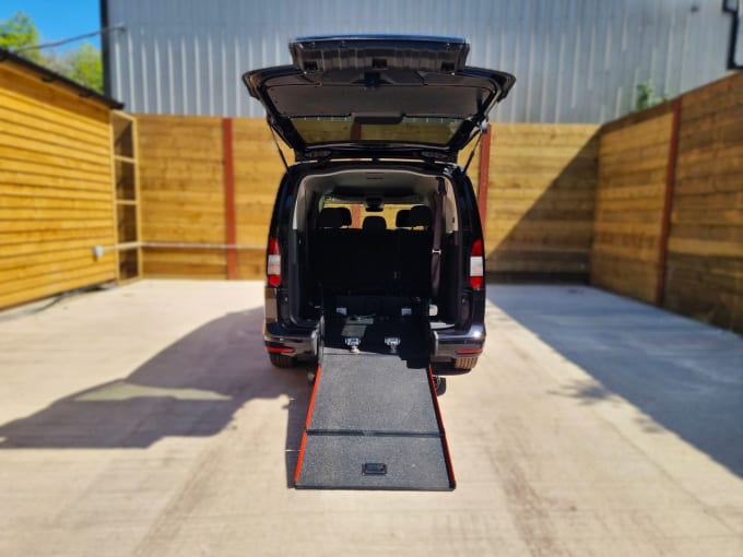 2025 Ford Grand Tourneo Connect