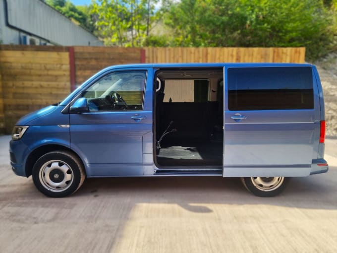 2025 Volkswagen Transporter