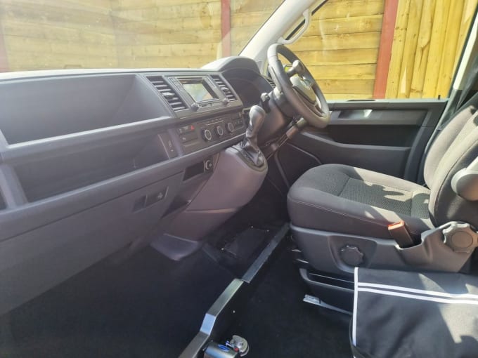 2025 Volkswagen Transporter