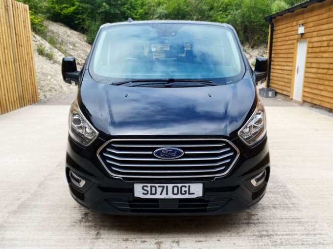 2025 Ford Tourneo Custom