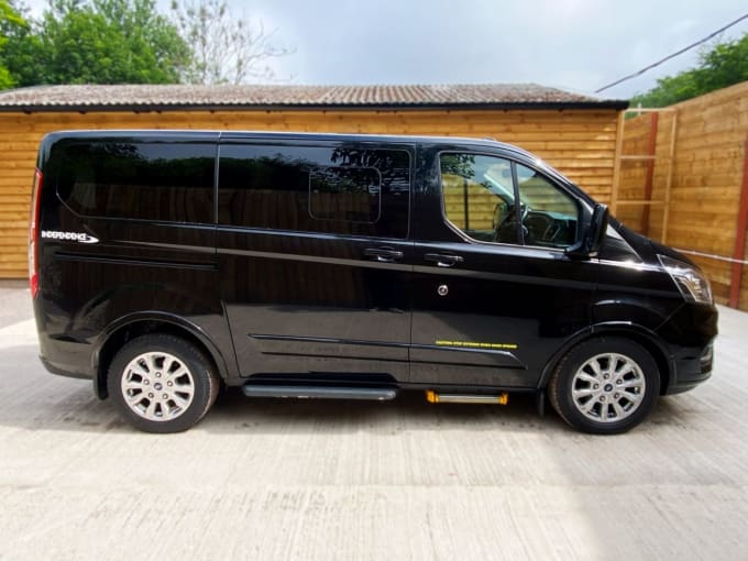 2025 Ford Tourneo Custom