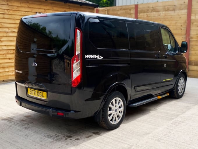 2025 Ford Tourneo Custom