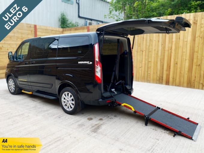 2025 Ford Tourneo Custom