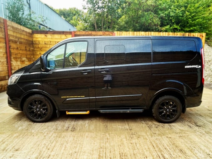 2025 Ford Tourneo Custom