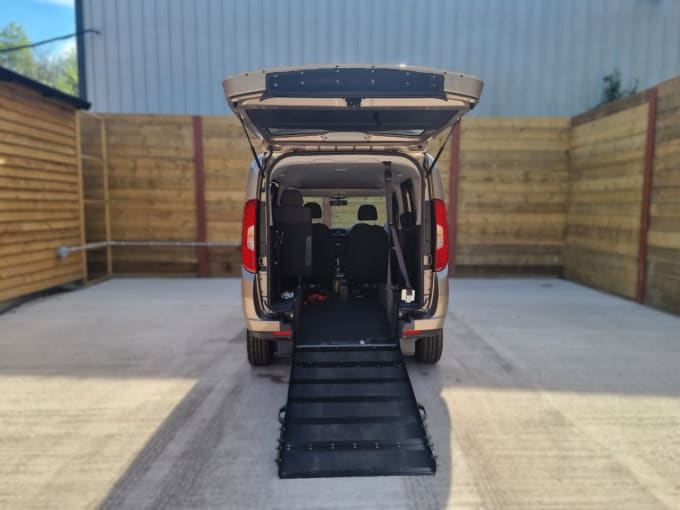 2025 Fiat Doblo