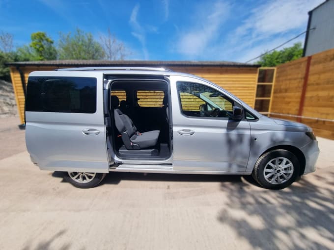 2025 Ford Grand Tourneo Connect