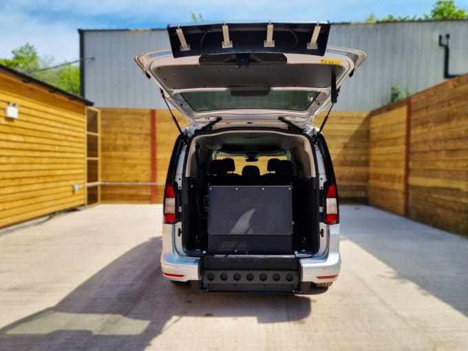 2025 Ford Grand Tourneo Connect