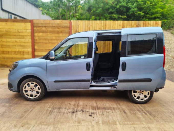 2025 Fiat Doblo