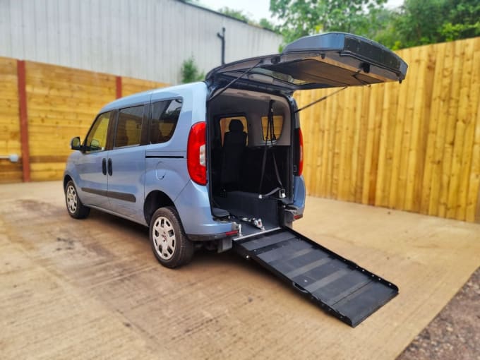 2025 Fiat Doblo