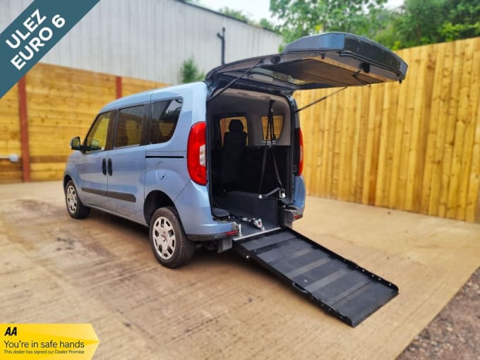 2025 Fiat Doblo