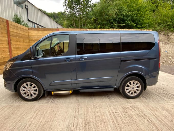 2025 Ford Tourneo Custom