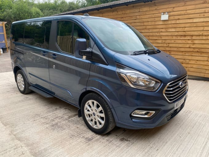 2025 Ford Tourneo Custom