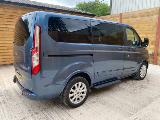 2025 Ford Tourneo Custom