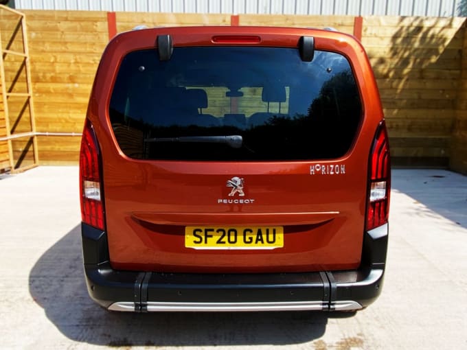 2025 Peugeot Rifter
