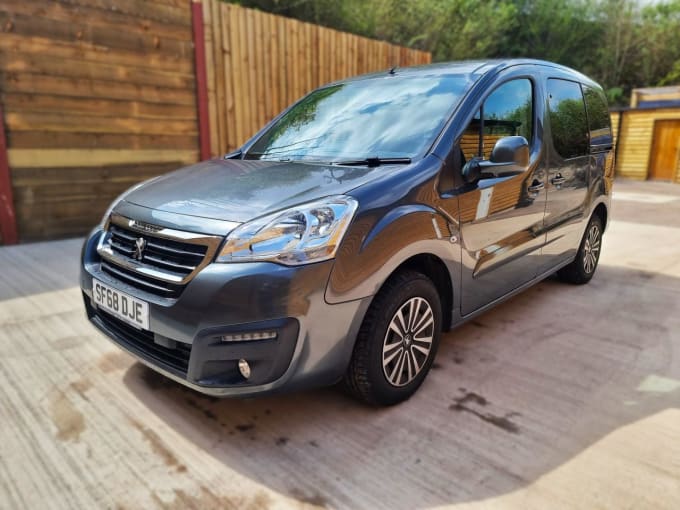 2025 Peugeot Partner Tepee