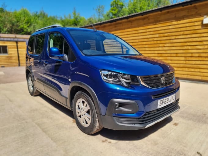 2025 Peugeot Rifter