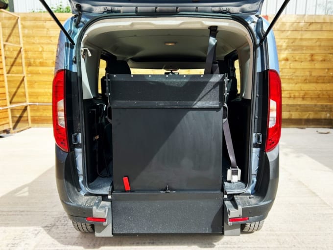 2025 Fiat Doblo