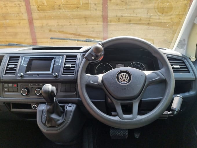 2025 Volkswagen Transporter