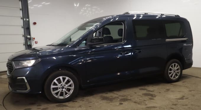 2025 Ford Grand Tourneo Connect