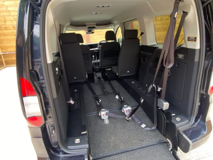 2025 Ford Grand Tourneo Connect