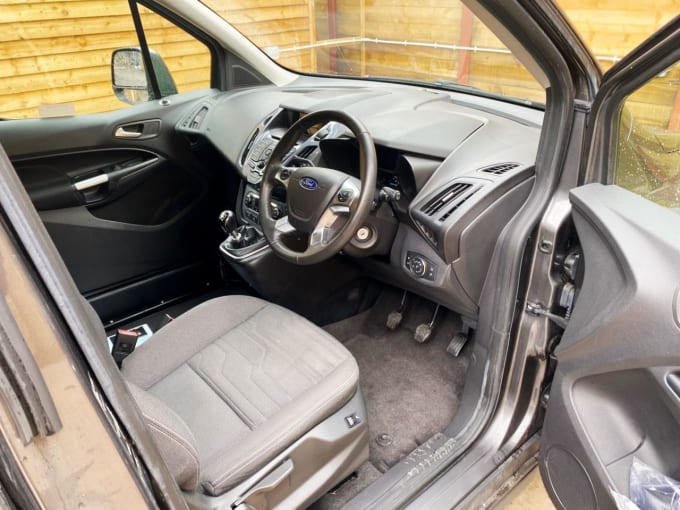 2025 Ford Tourneo Connect
