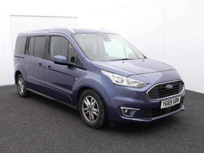 2025 Ford Grand Tourneo Connect