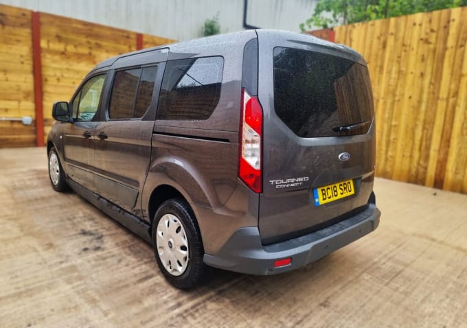 2025 Ford Grand Tourneo Connect
