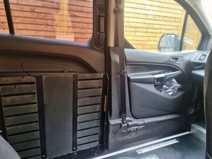 2025 Ford Grand Tourneo Connect